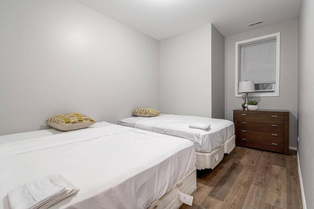 Suite 1 On Southport 4 Queen Beds ชิคาโก ภายนอก รูปภาพ